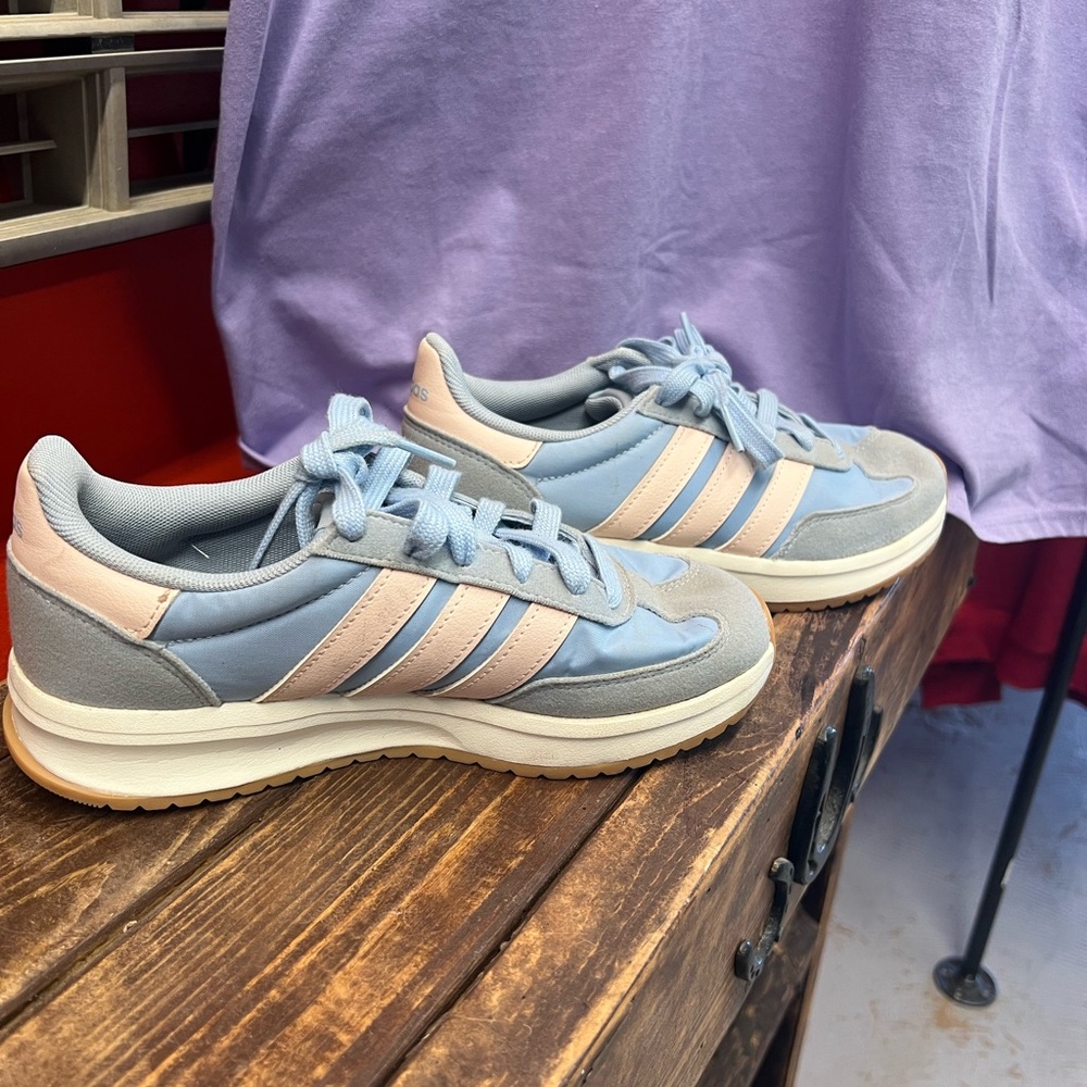 adidas Women's Light Blue and Pale Pink Retro Runner Sneakers